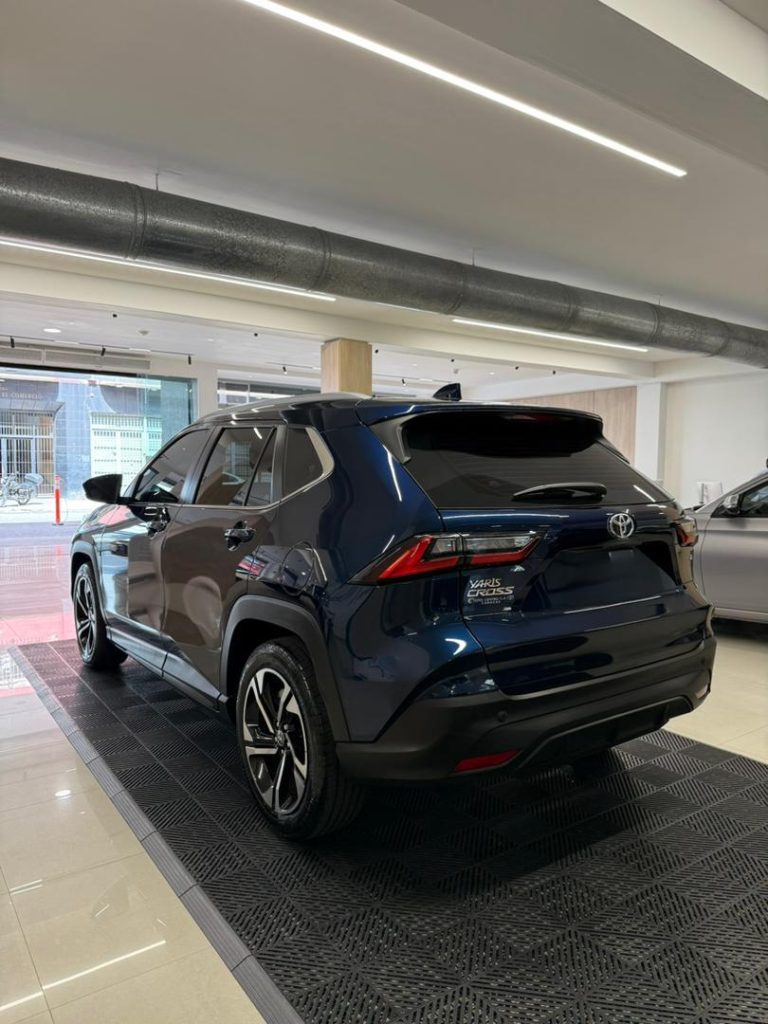 Yaris Cross 2025 – Azul