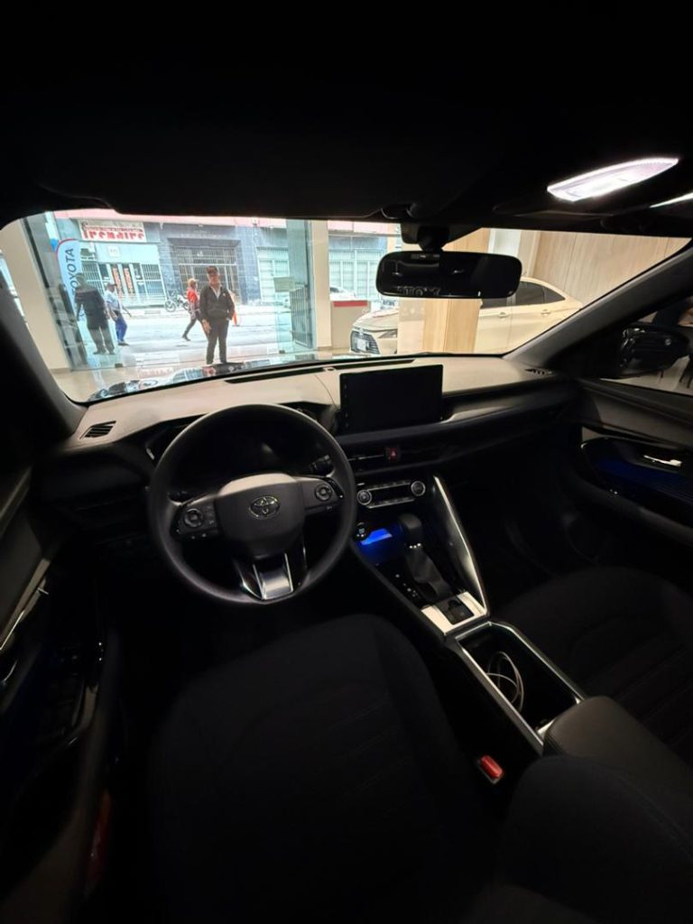Yaris Cross 2025 – Azul